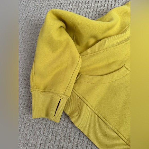 Lululemon Scuba Oversized Funnel-Neck Half Zip - dark Yellow XS/S - Picture 5 of 9
